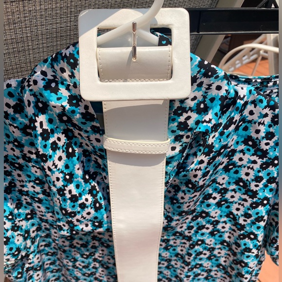 Michael Kors Skirt and Top including White Leather Belt - Picture 9 of 17